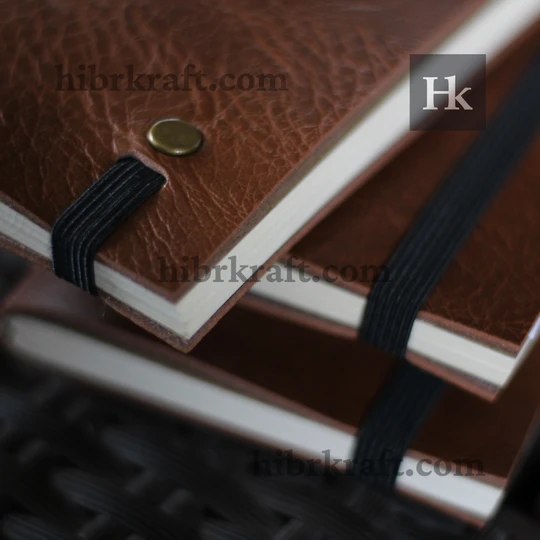 Agenda kulit buku tulis