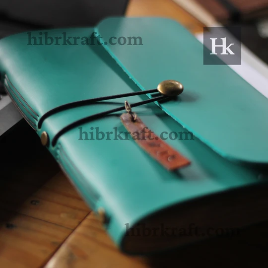 Agenda kulit emboss