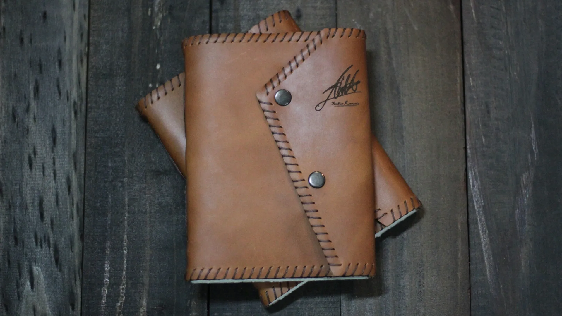 Custom Dan Personalisasi Engrave