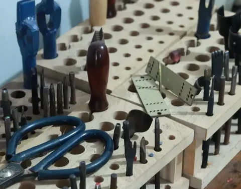 Hibrkraft Pala Leathercraft Tools Arranged