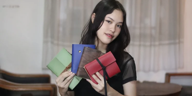 Menjadi Reseller Buku Agenda Kulit