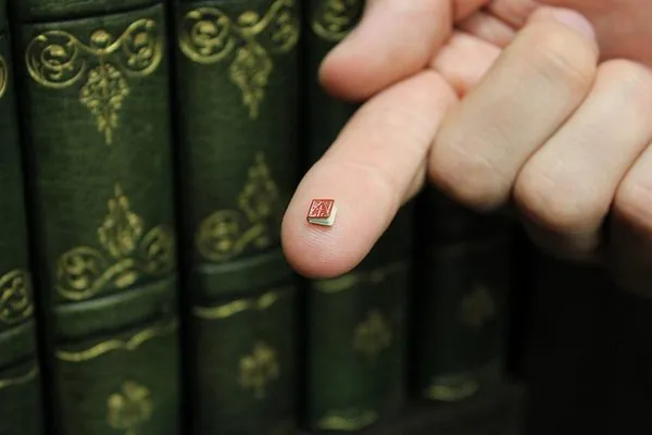 Microminiature Book/Buku Mikrominiatur