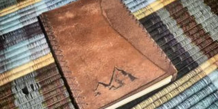 Produk Kulit Pertama Hibrkraft Agenda