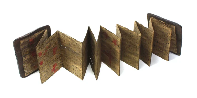 Pustaha Batak Ancient Accordion