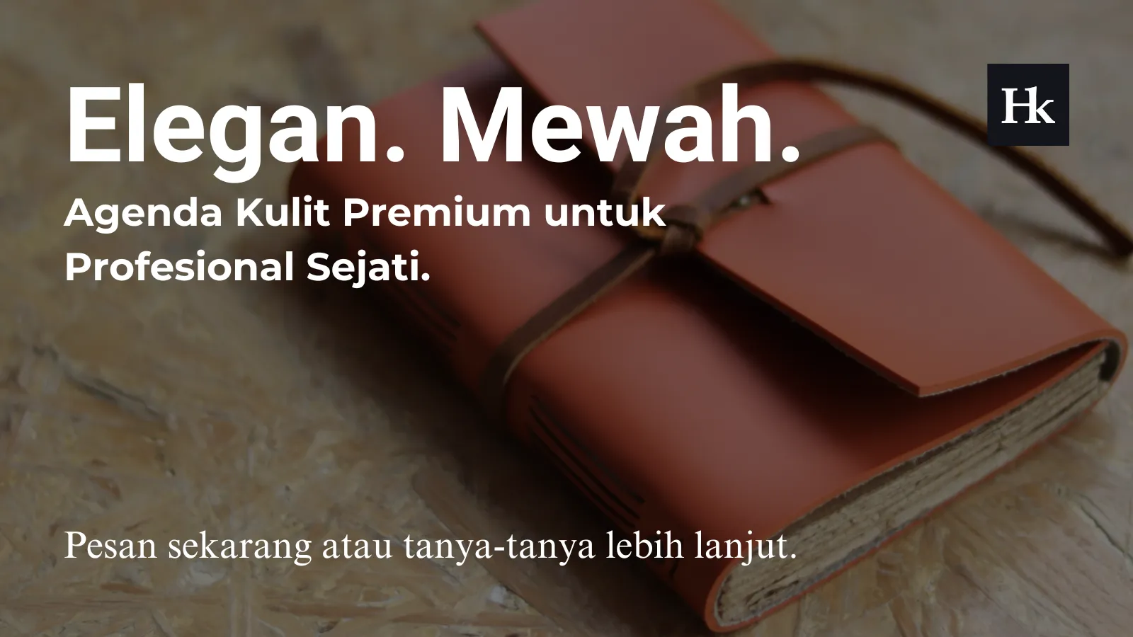 Banner menampilkan jurnal kulit premium, ideal sebagai hadiah untuk merayakan awal yang baru.