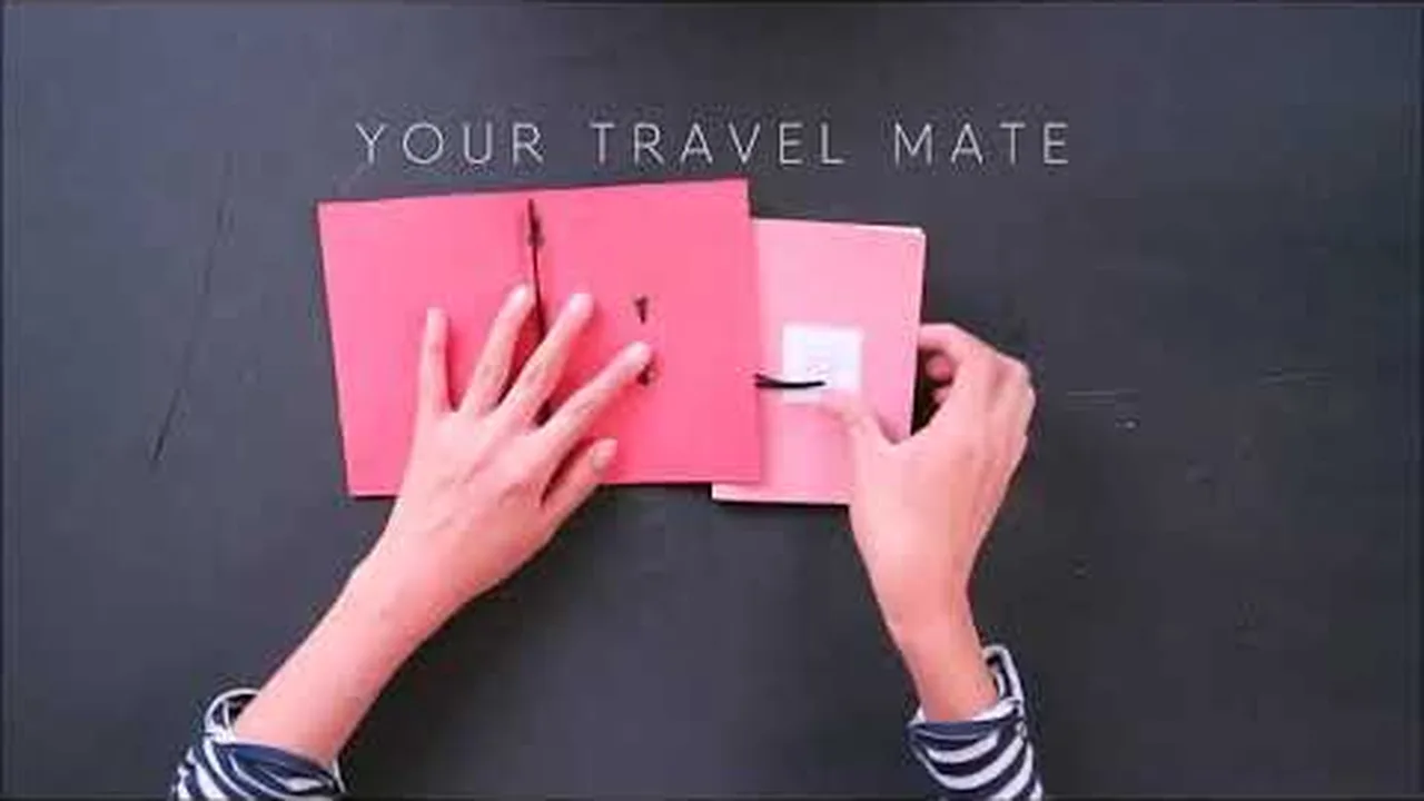 Video still showing how to use Trevi, the Hibrkraft refillable notebook