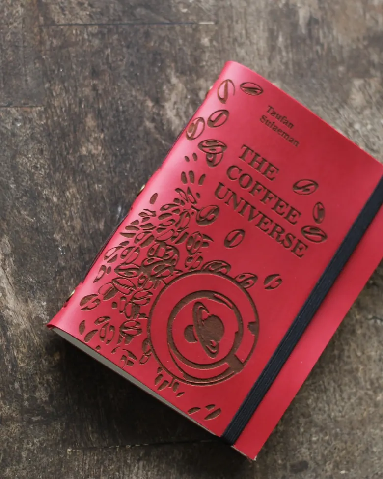 Buku catatan kulit untuk The Coffee Universe
