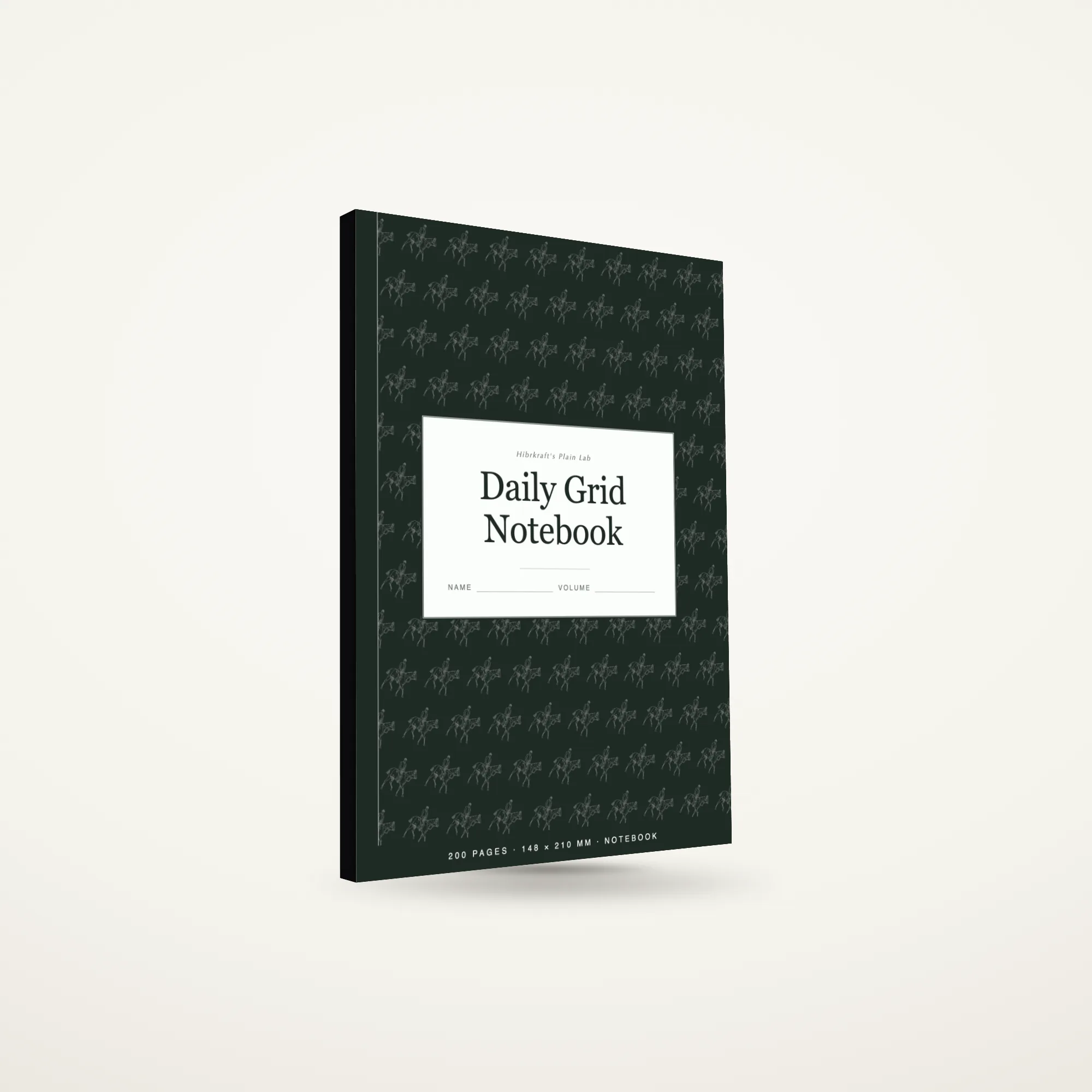 Daily Grid Notebook A5 berdiri tertutup di atas permukaan polos, sampul gaya composition dengan bidang ilustrasi berulang dan sebuah plat label, tebal sekitar sebelas milimeter.