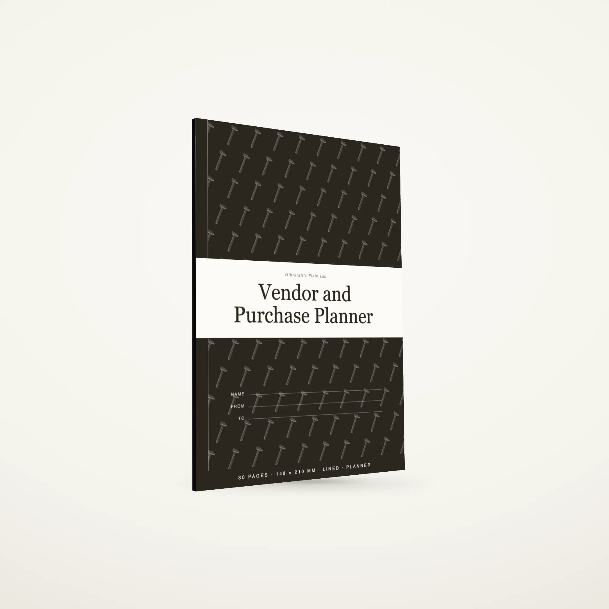 Vendor and Purchase Planner A5 berdiri tertutup di atas permukaan polos, sampul berpita melintang di sepertiga bawahnya dengan judul dicetak terbalik, tebal sekitar lima milimeter.